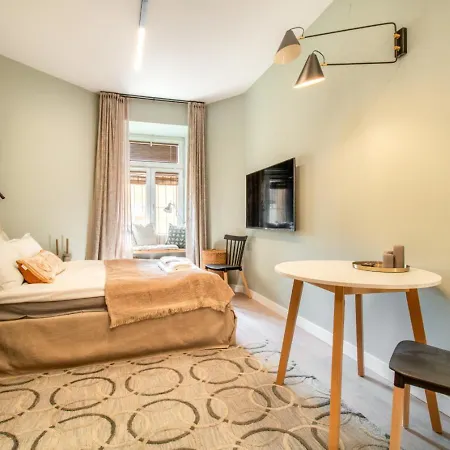 Old Town Brick Loft - Homfi Collection Апартаменты Краков